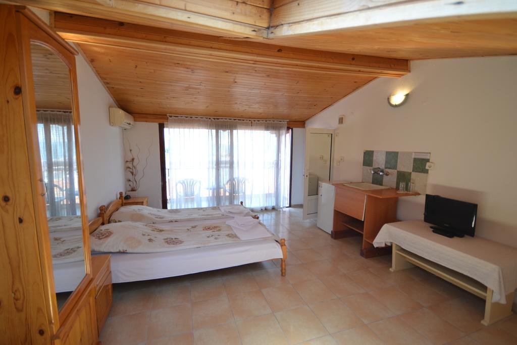 Guest House Olimpia โซโซโปล ภายนอก รูปภาพ