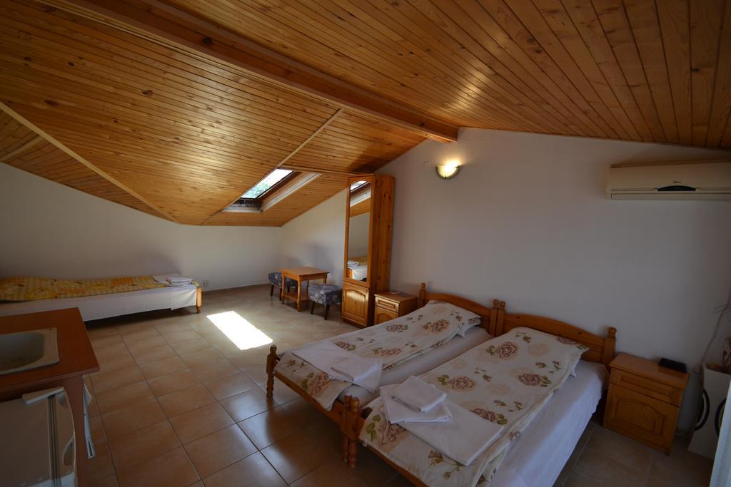 Guest House Olimpia โซโซโปล ภายนอก รูปภาพ